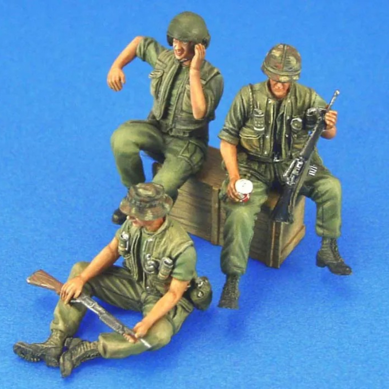 1/35 Scale Die Casting Resin B - Model Kit Reshiram review and price